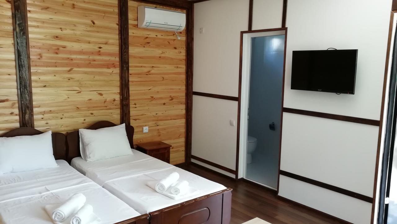 Sister'S Warm Guest House Batumi Kültér fotó