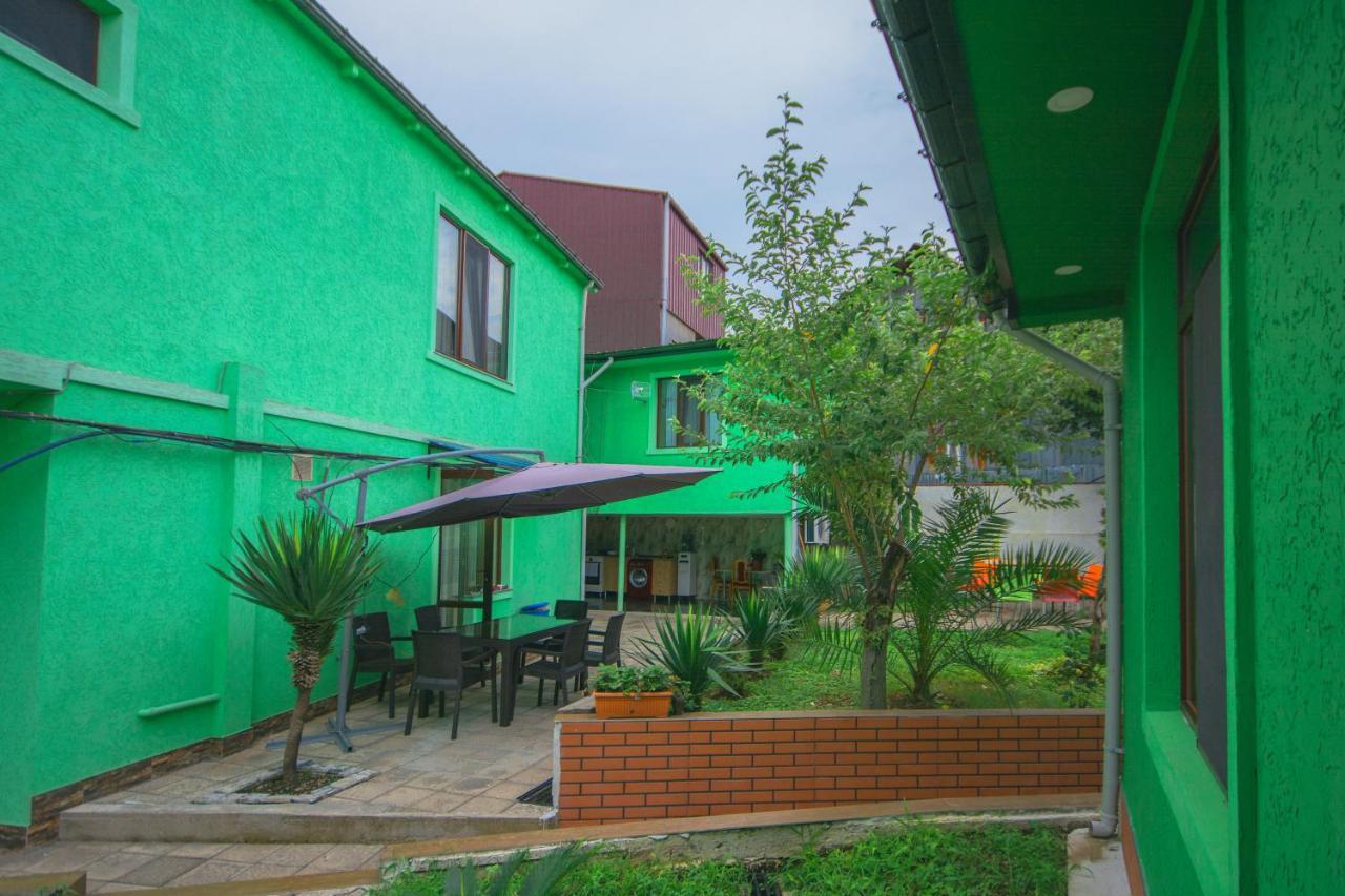 Sister'S Warm Guest House Batumi Kültér fotó