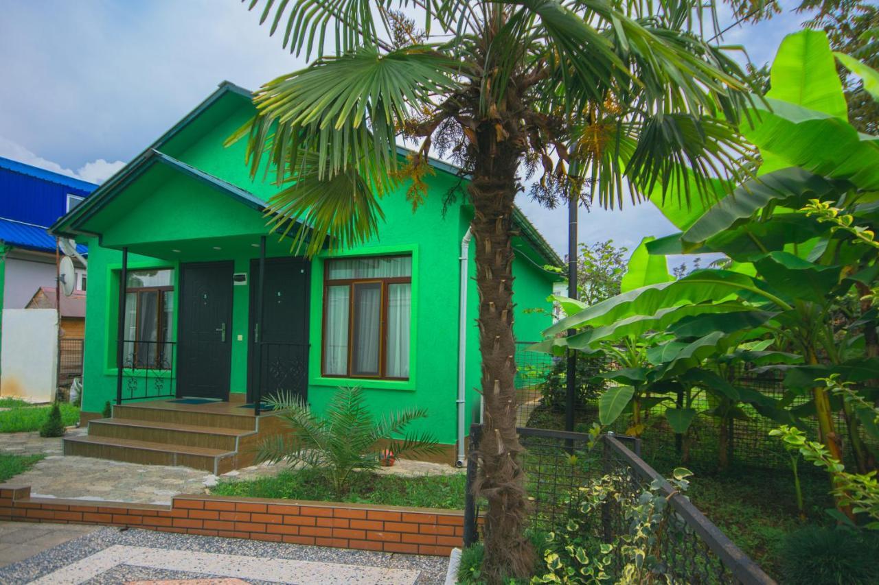 Sister'S Warm Guest House Batumi Kültér fotó