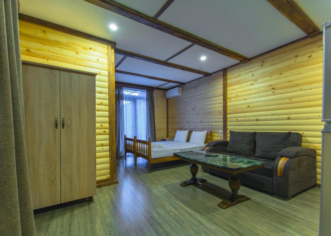 Sister'S Warm Guest House Batumi Kültér fotó